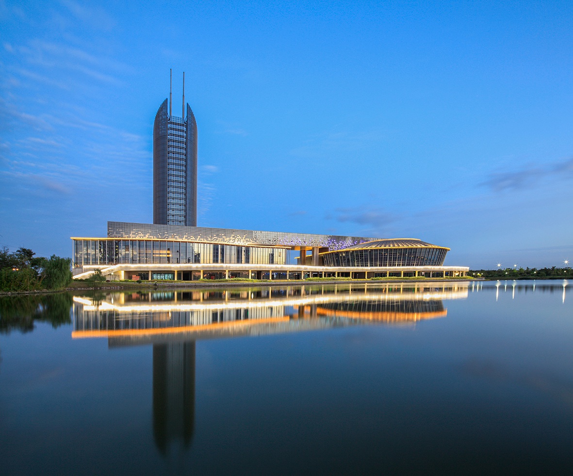 �|�_(t��i)���Ļ�ˇ�g(sh��)���ģ��P(y��ng)�ӱ���