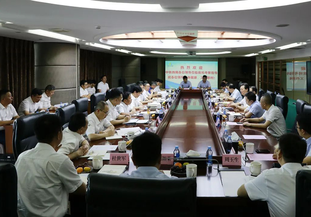 �W�����b�������������˾�c���F�ľ��_չ���ڽ���