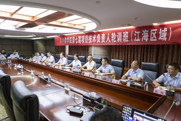 �������(xi��ng)Ŀ���g(sh��)ؓ(f��)؟(z��)��݆Ӗ(x��n)�ࡰ���_�ࡱ